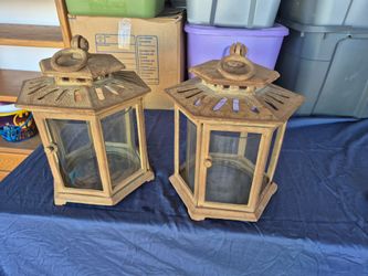 2 piece// vintage heavy cast iron candle holder, in very good condition $120 for both