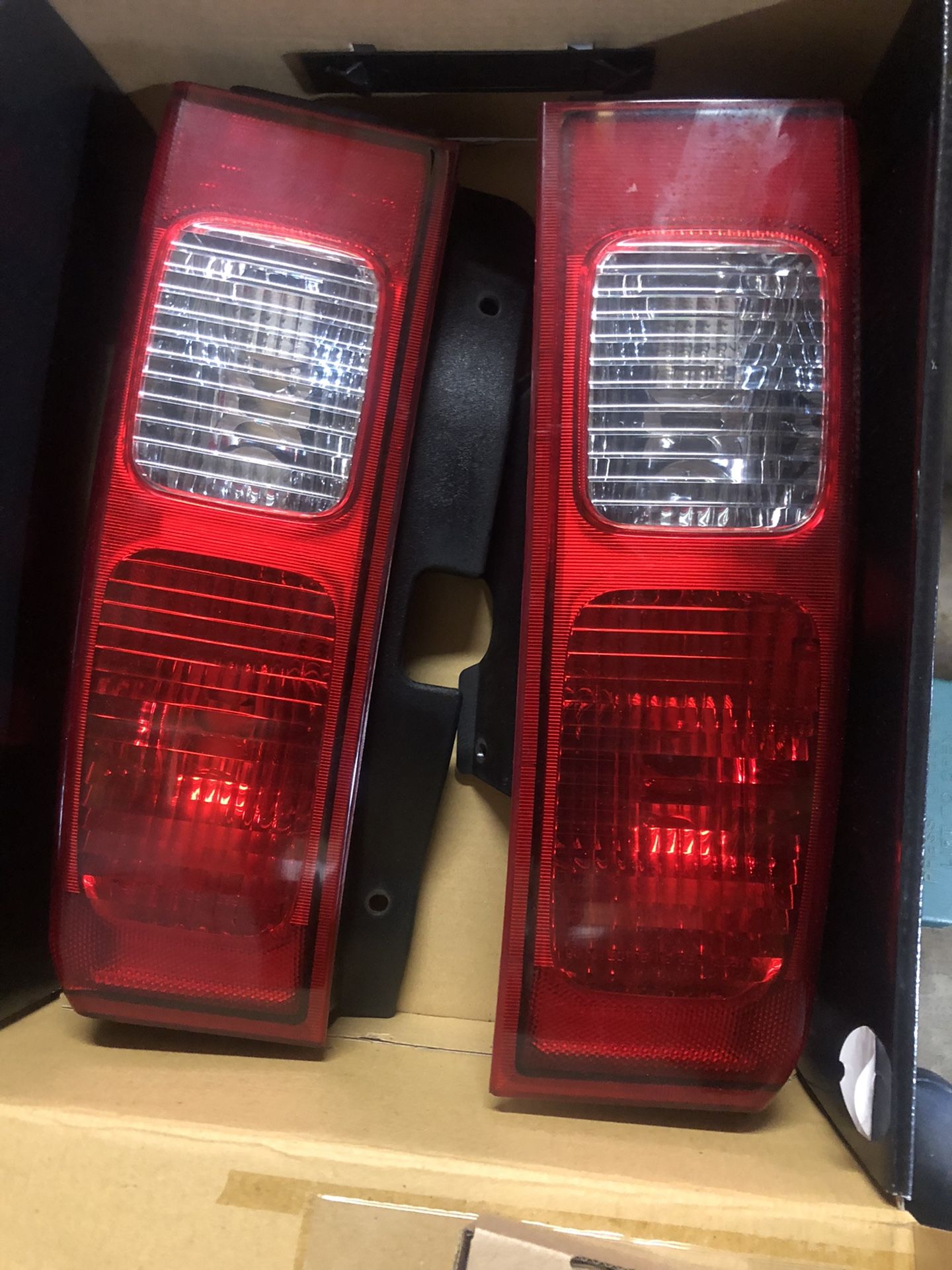2006 H3  Hummer Tail Lights