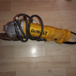 Dewalt Corded Grinder W/Phillips Bits