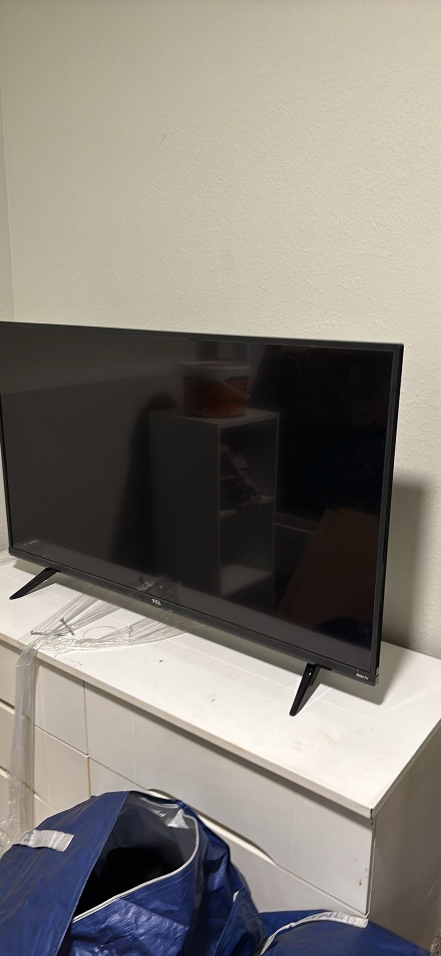 TCL Roku Tv 43”
