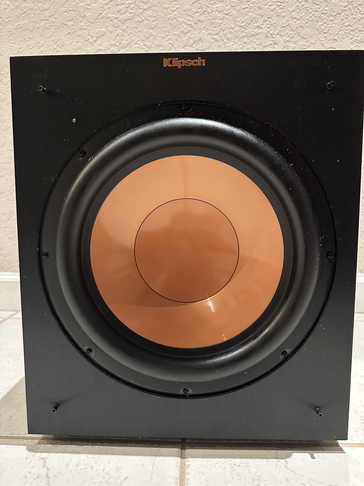 Klipsch Reference R-12SW Subwoofer 12", 400Watts Peak Like New!