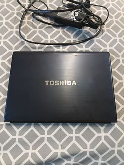 TOSHIBA LAPTOP