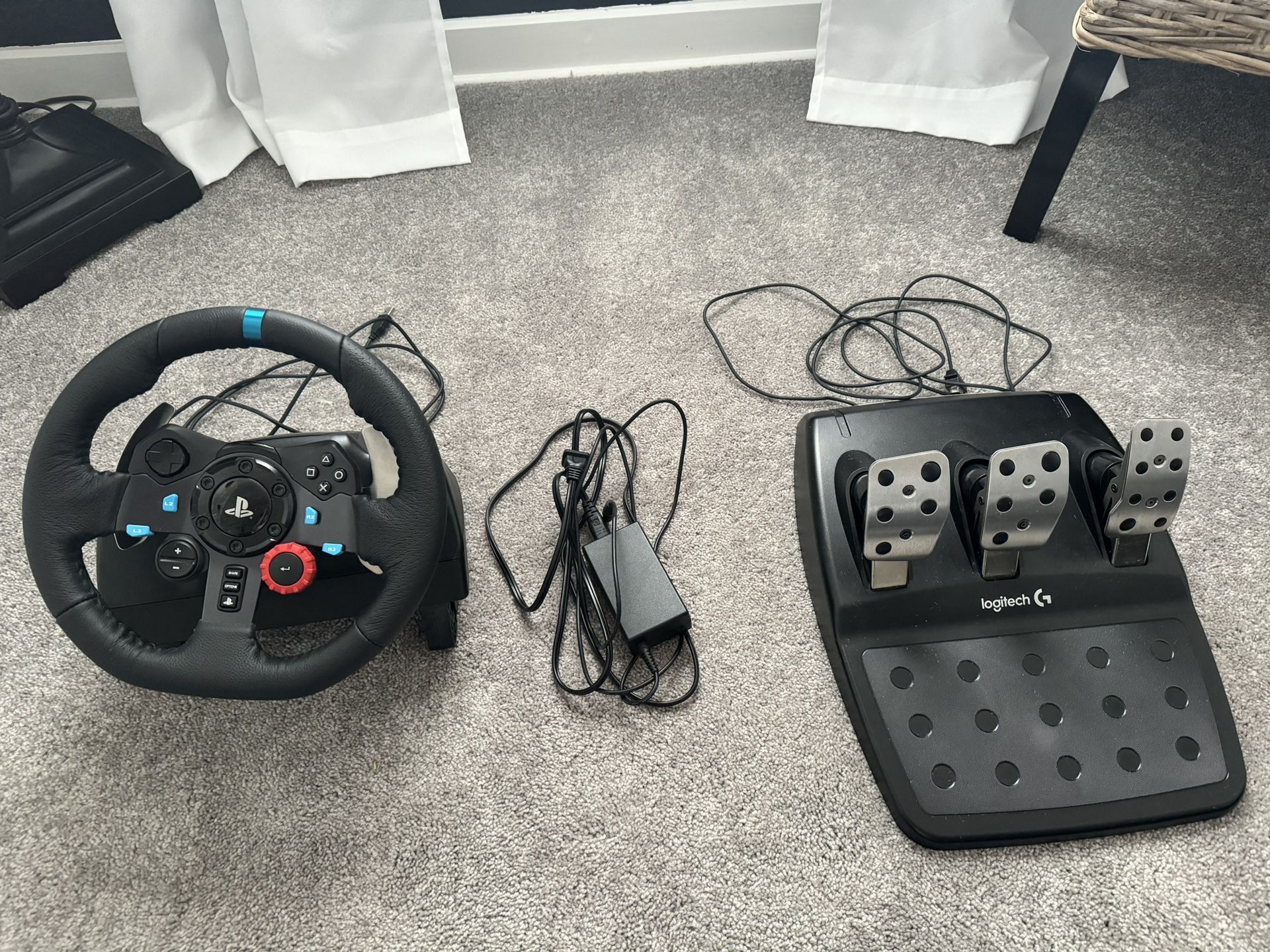 Logitech G29 Steering Wheel With Pedals