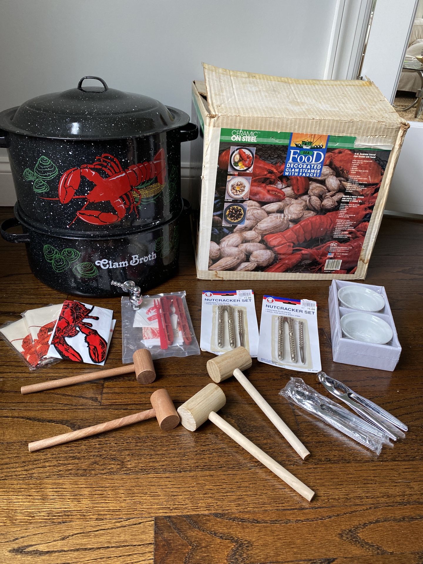 3-Piece Ceramic On Steel Lobster Pot With Faucet And Lid With Accoutrements