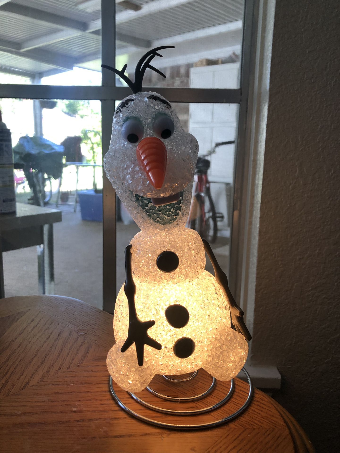 Disney Frozen Olaf Lamp
