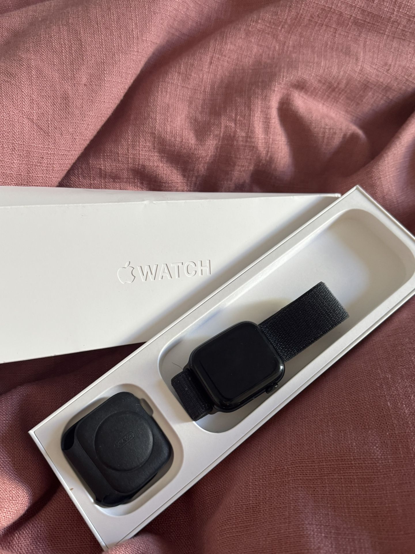 Apple Watch Series 9 - never Used - With Charger