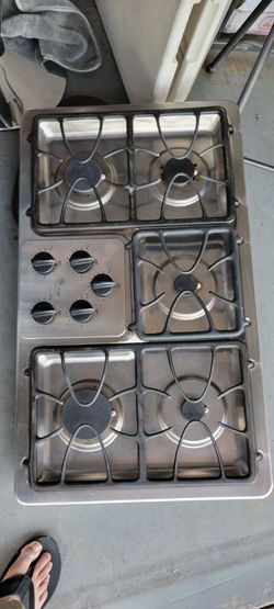 GE 5 burner electric start stove
