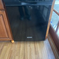 Kitchen Aid Dishwasher- free