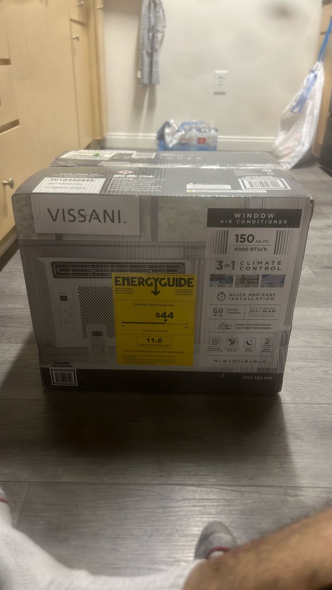 NEW Window Air Conditioner (vissani) (3-in-1 Climate Control)