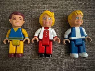 Vintage 1987  Lot of 3 Tandem Bricks Town Toy Figures