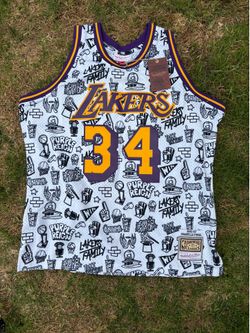 Mitchel n ness Los Angeles lakers white jersey