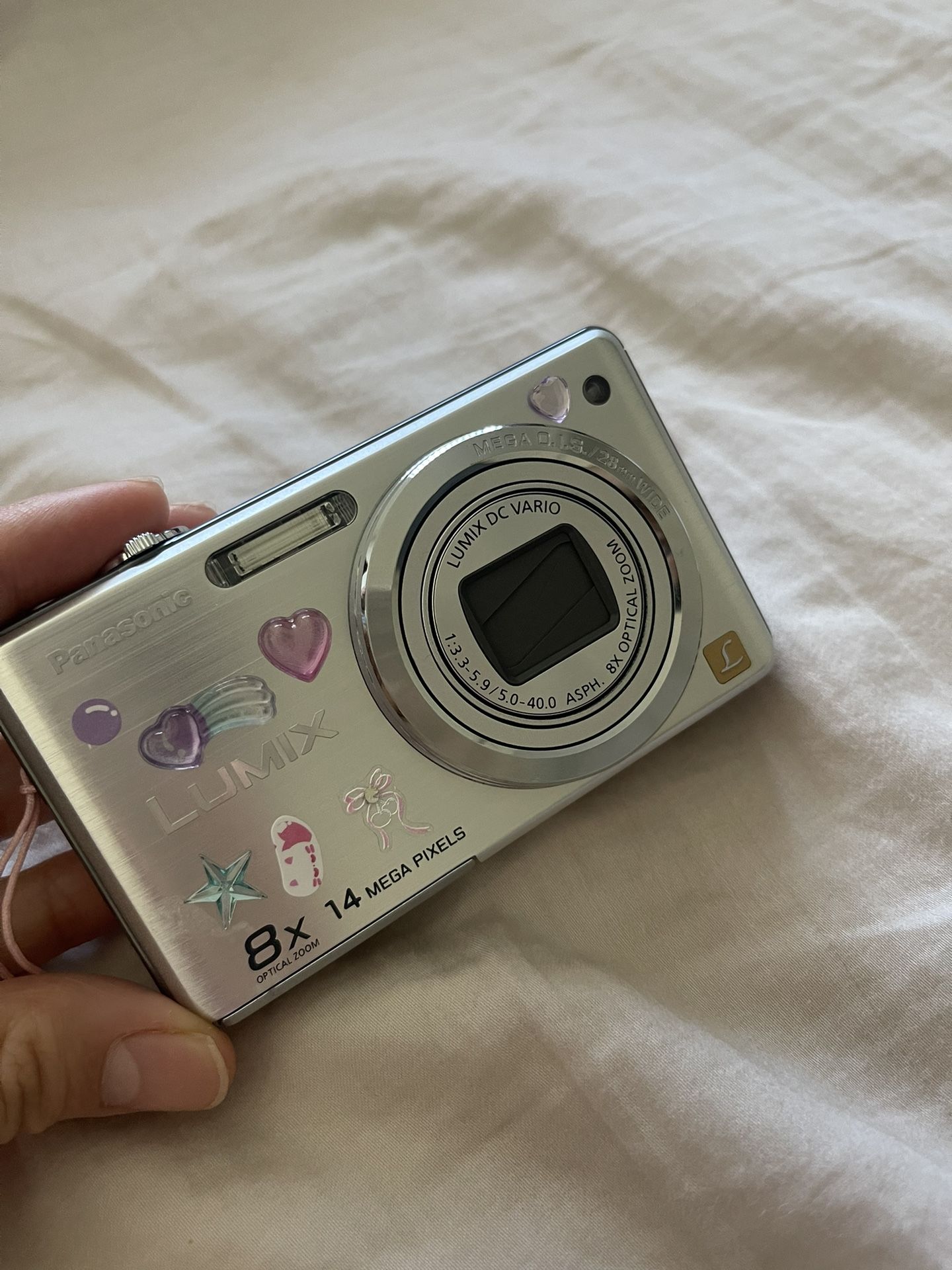 Panasonic Lumix Fh20 Digital Camera