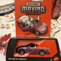 Matchbox Moving Parts 2020  BMW M4 Cabriolet 1:64 Scale