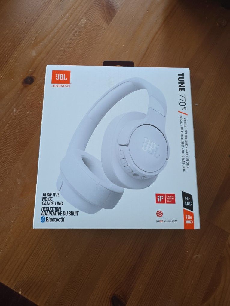 JBL TUNE 770nc Headphones Noise Canceling 70hrs