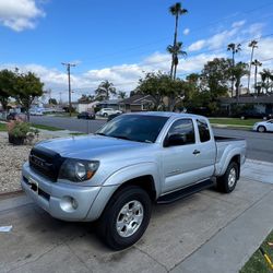 Toyota Tacoma 