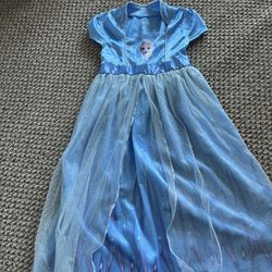 Frozen and Snow Man Dress Size 3-4T
