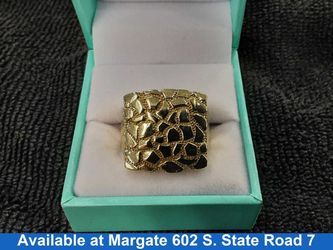 Men's Ring - Yellow Gold 10k (.417) 6.1 grams Size 12