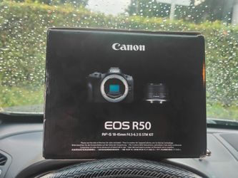 Canon EOS R50 45mm NEW