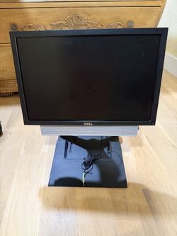 MONITOR, DELL 17"w x 11"tall; cross streets are Arapaho & Waterview