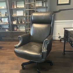 Executive Office Chair