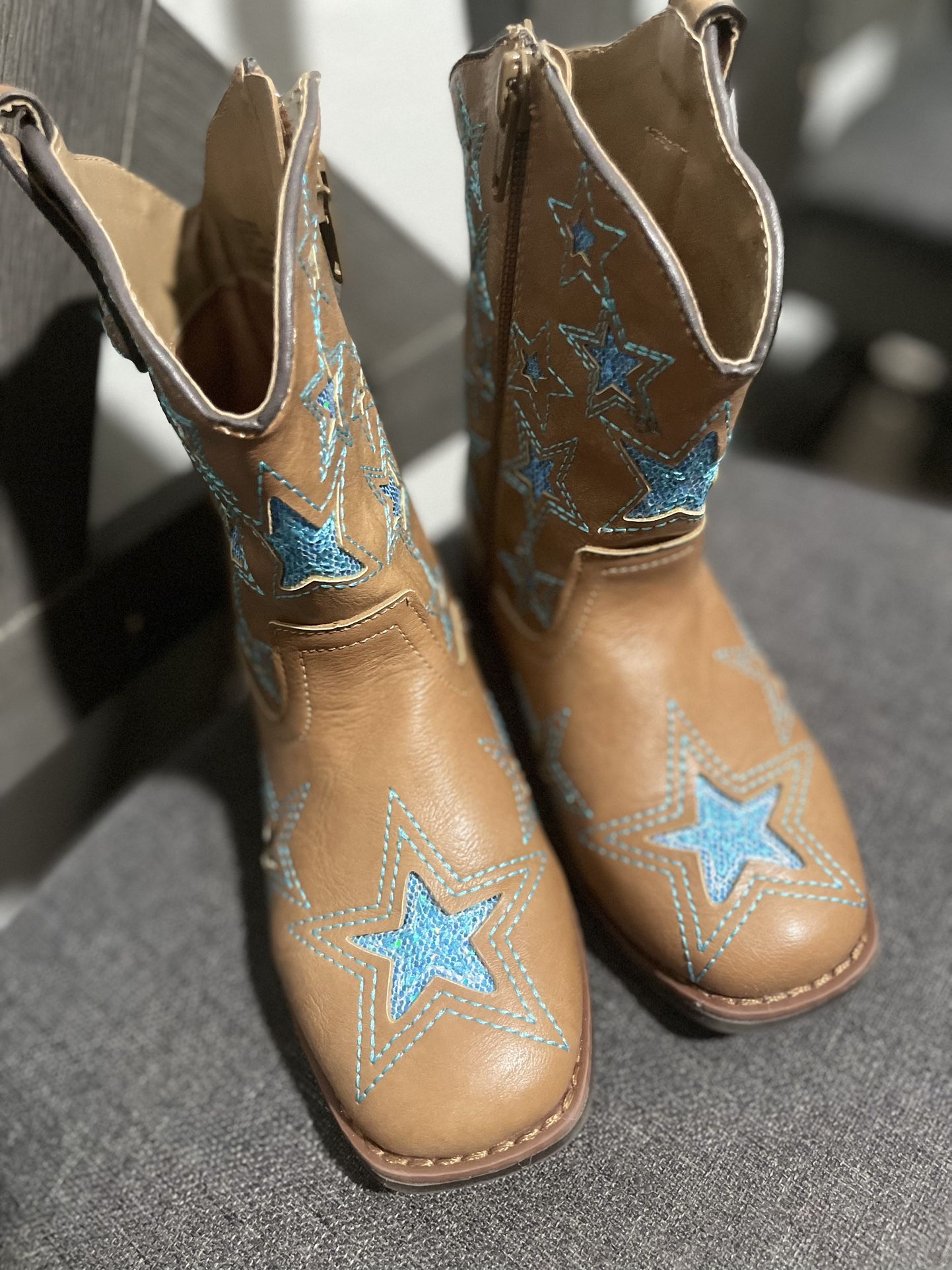 Toddler Sparkly Boots Size 11