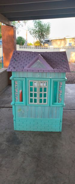 Kids toy house for sale