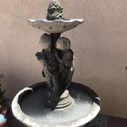 New Water Fountain Made Out Of Cement Water Pump Included 