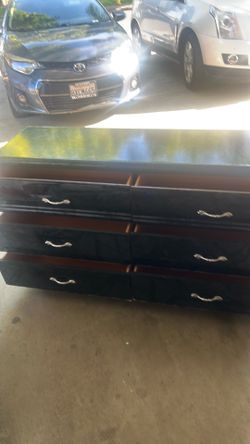 Dresser