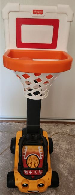 Fisher-Price B.B. Hoopster Electronic Basketball Toy with Lights & Sounds and Building Blocks Bag