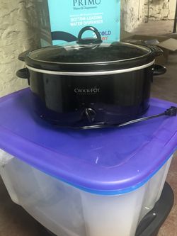 Slow cooker