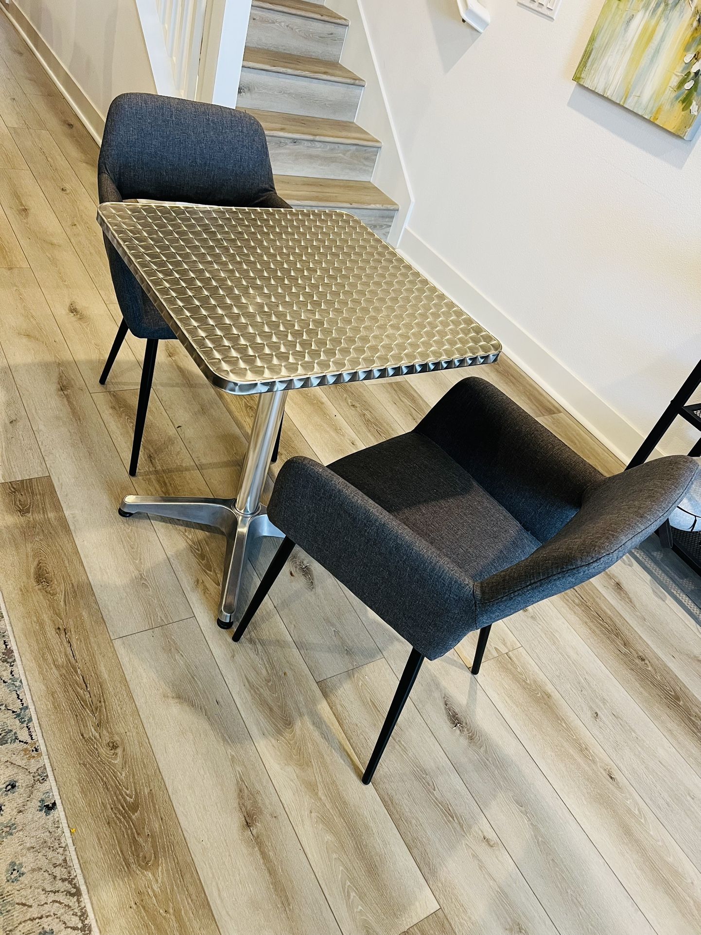 Table + 2 Chairs