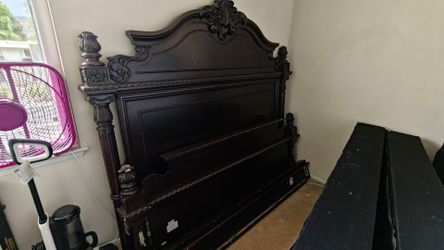 California King Size Bed