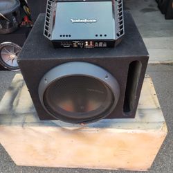 UNA BOCINA Y AMPLIFIER 