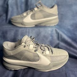 Nike Zoom Freak 5 (Brand New)