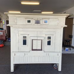 Pool House / Play House / Chicken Coop