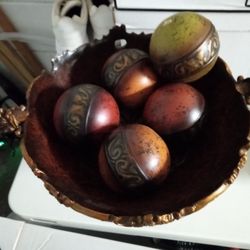 Plateau Bowl With Balls