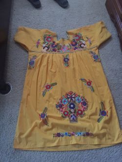 Vestidos Zmexicanos 2xx 25 dlls cada uno no menos
