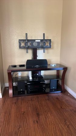 Use TV stand in a very good condition