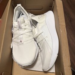 New Balance Womens Beaya WSBEYLW White Running Shoes Sneakers Size 6 Wide 