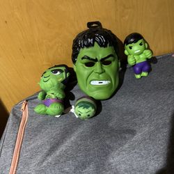 Hulk Toys Bundle