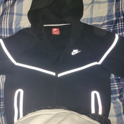 Nike Tech New Black And White