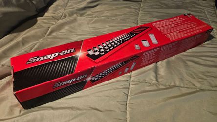 Snap-On 39 Piece Socket Set SAE  Model 239SFSSFR  NEW Open-Box NEVER USED