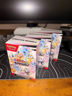 Prismatic Evolution Booster Bundle