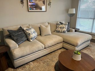 Cindy Crawford Sofa