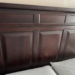 Solid Wood Queen Bed Frame 