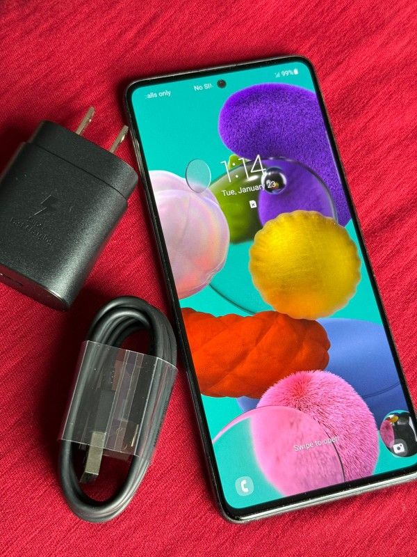 Samsung Galaxy A51 , Unlocked for all Company Carrier , Excellent Condition Like New