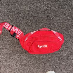 supreme fanny pack 