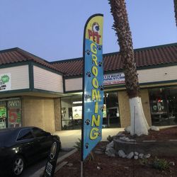 Dog Grooming Flag & Pole 