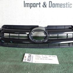 2017 - 2018 - 2019 TOYOTA HIGHLANDER FRONT UPPER BUMPER GRILLE OEM AX65264