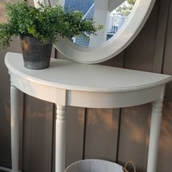 Table And Matching Mirror, See All Pic, Yes Available 